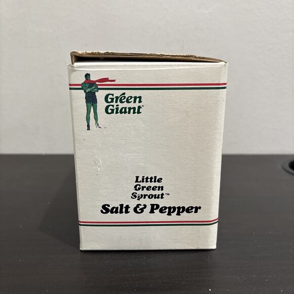 NEW IN BOX 1988 Green Giant “Little Green Sprout” Ceramic Salt & Pepper Shakers - Picture 5 of 10